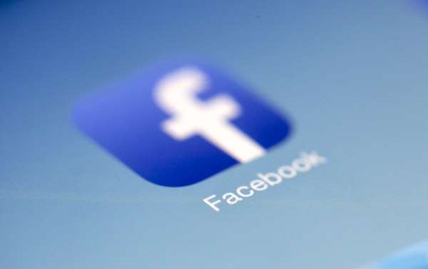 facebook icon on smartphone screen